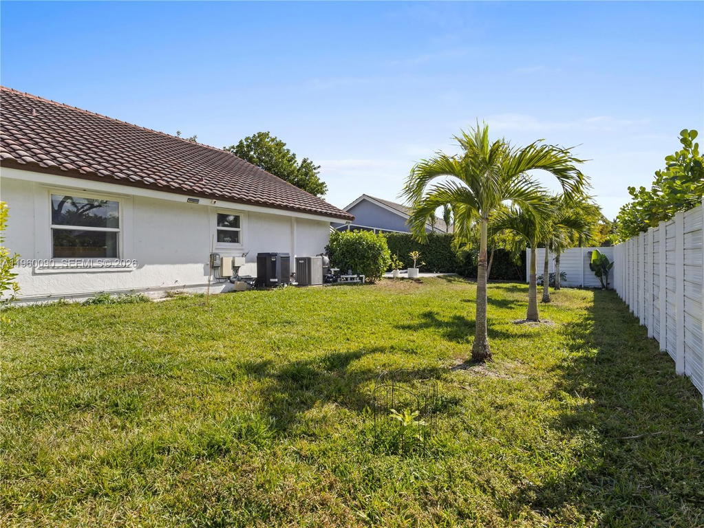Real estate property located at 20550 7th St, Broward, Chapel Trail Replat, Pembroke Pines, FL