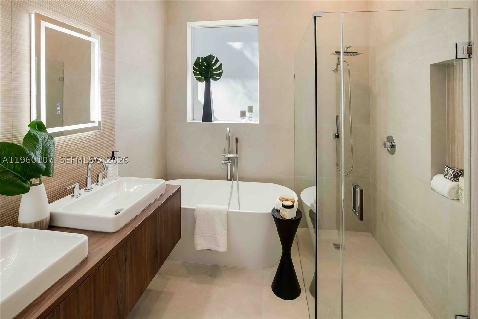 Real estate property located at 16012 Opal Creek Dr, Broward, Emerald Courts Opal Creek, Weston, FL