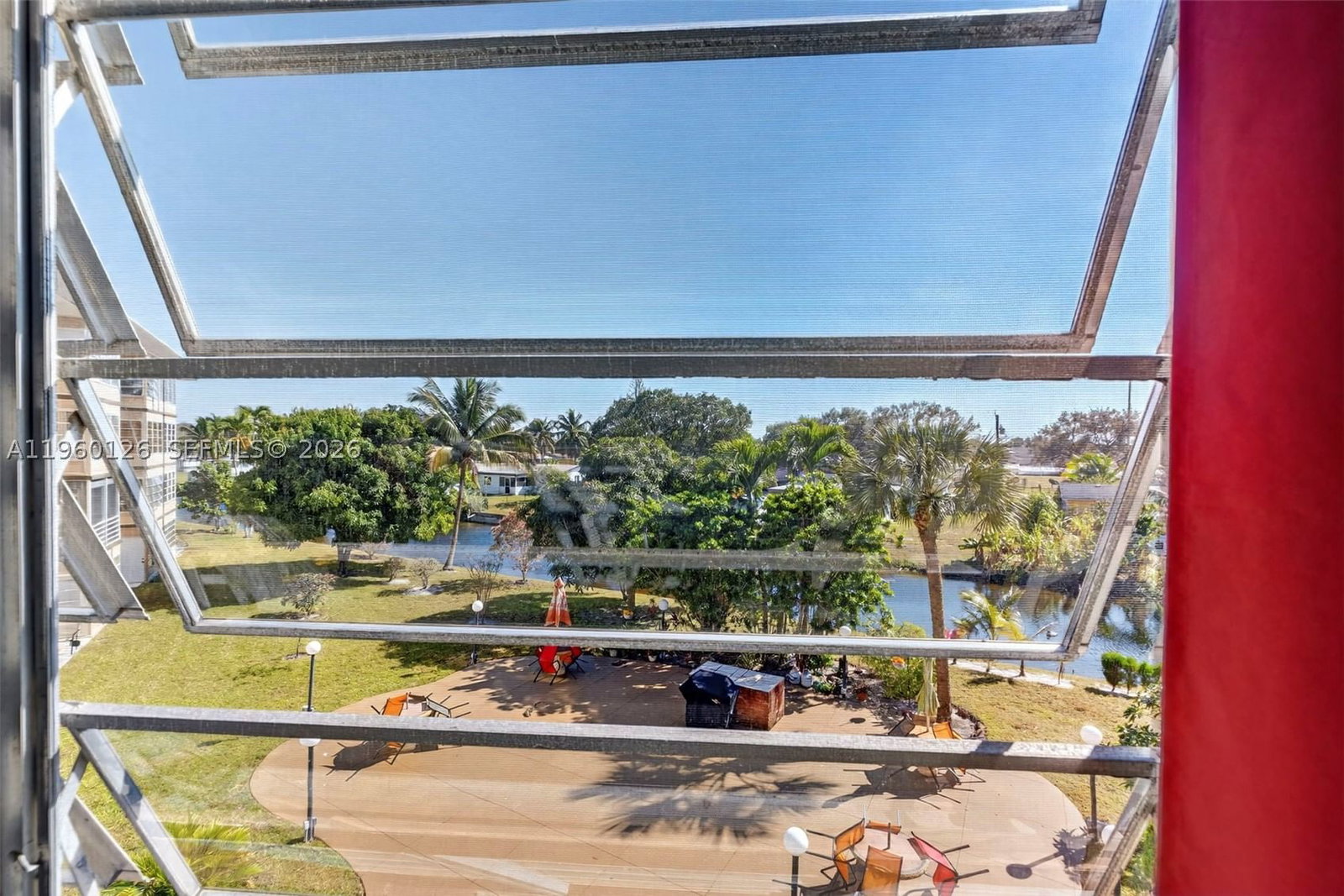 Real estate property located at 2901 46th Ave #306, Broward, Lauderdale Oaks Condo Xv, Lauderdale Lakes, FL