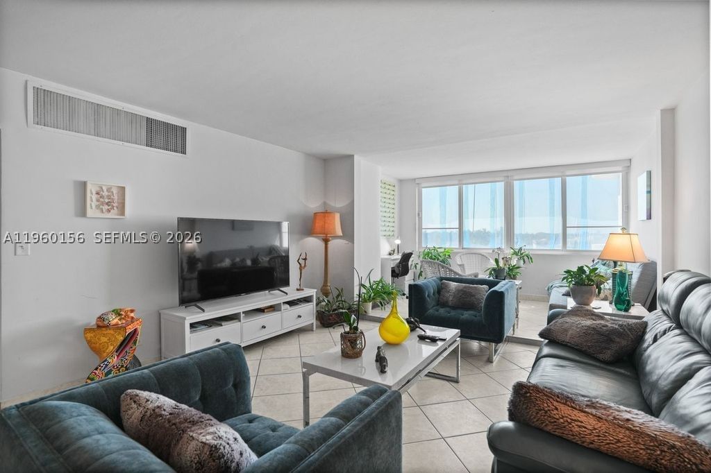 Real estate property located at 5005 Collins Ave #504, Miami-dade, The Carriage Club North C, Miami Beach, FL