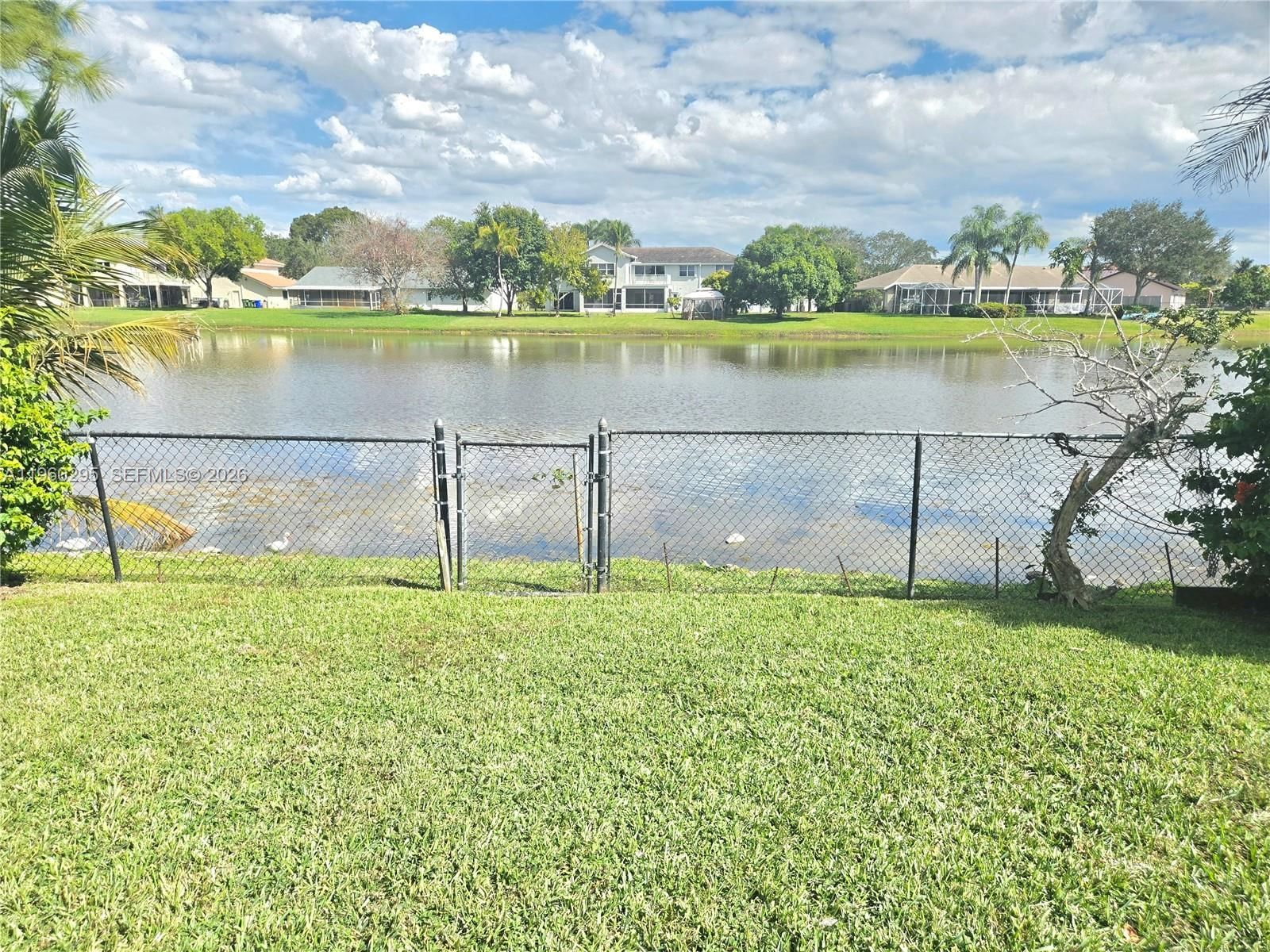 Real estate property located at 621 205th Ave, Broward, Chapel Trail Replat, Pembroke Pines, FL