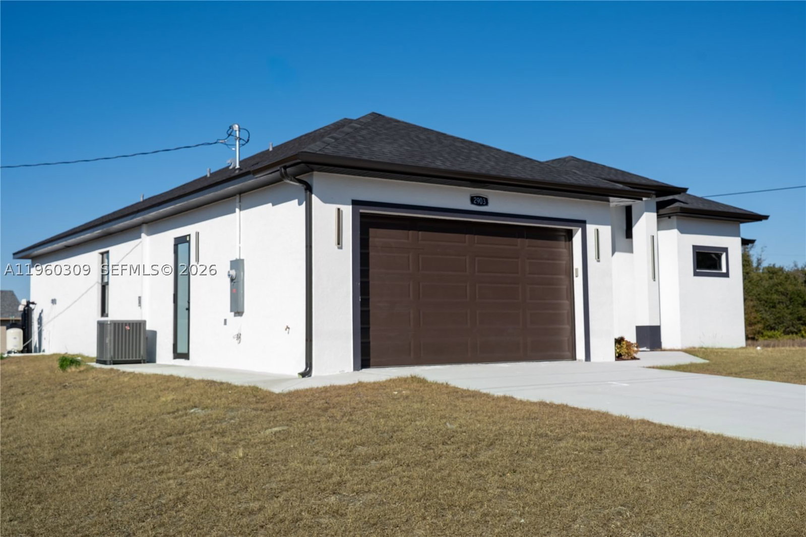 Real estate property located at 2903 E 17th St, Lee, Lehigh Acres, Lehigh Acres, FL