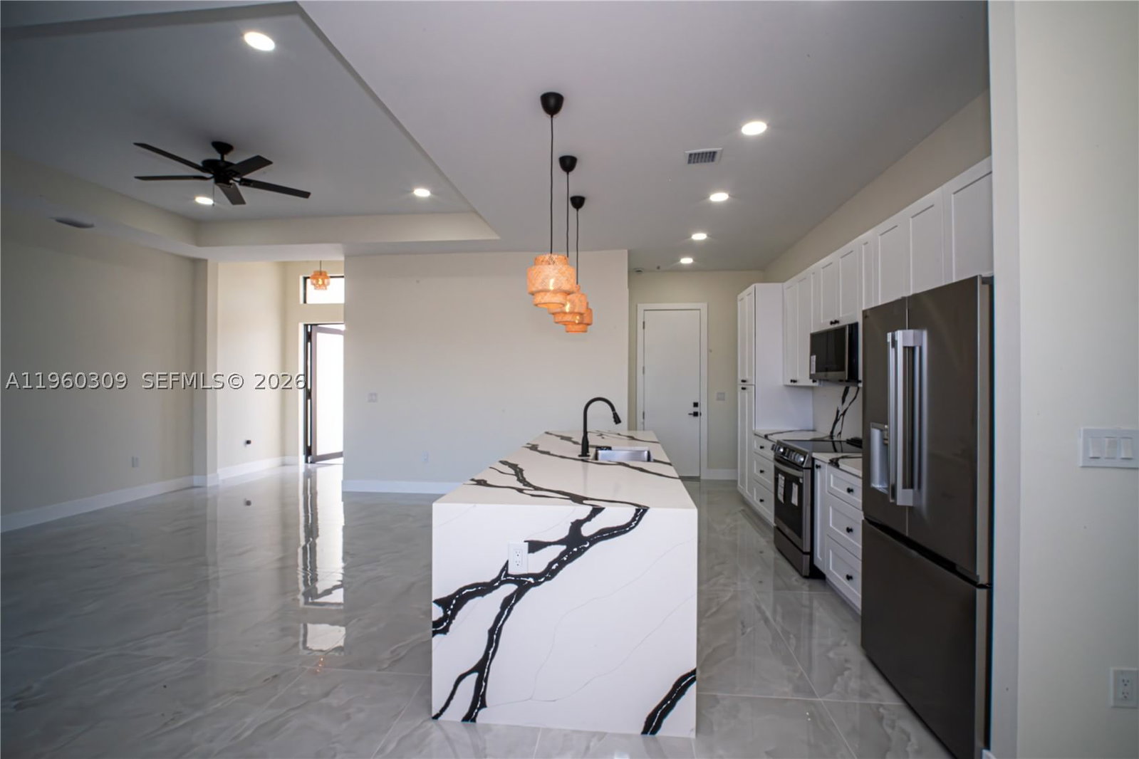 Real estate property located at 2903 E 17th St, Lee, Lehigh Acres, Lehigh Acres, FL