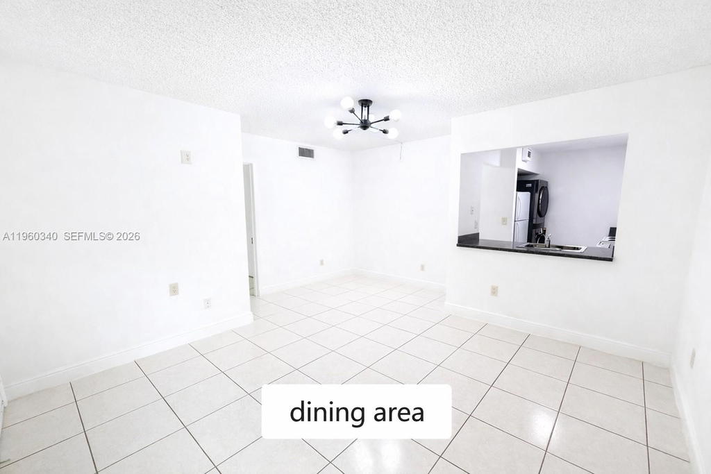 Real estate property located at 2530 67th Pl #12-29, Miami-dade, Lago Grande Two Condo, Hialeah, FL
