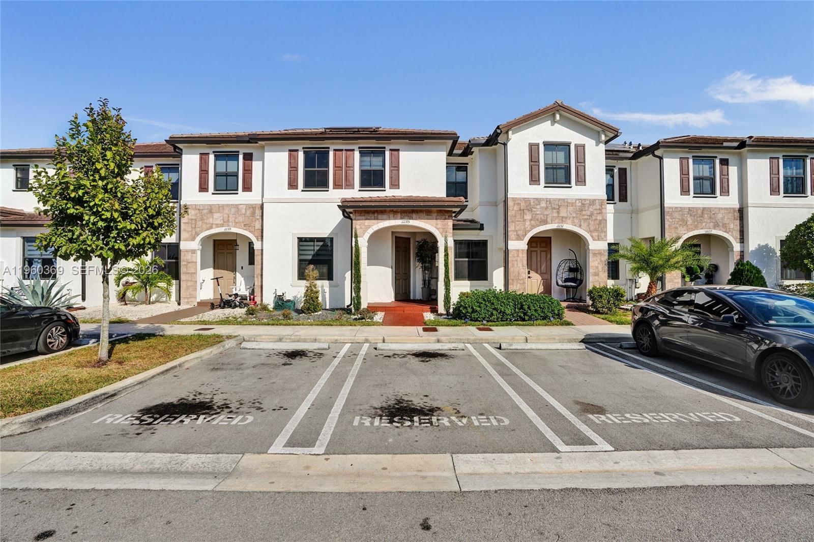 Real estate property located at 11135 32nd Ln, Miami-dade, Aquabella North Replat, Hialeah, FL