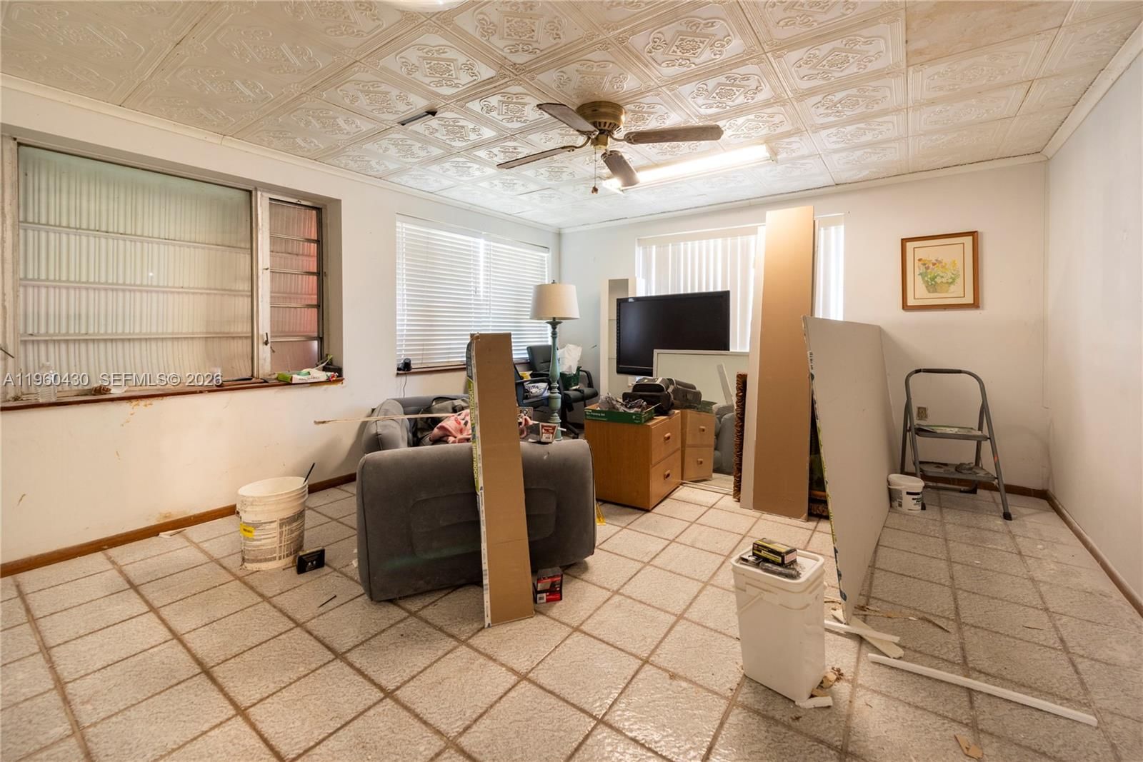 Real estate property located at 600 11th Ave, Broward, Lakeside Estates, Hallandale Beach, FL