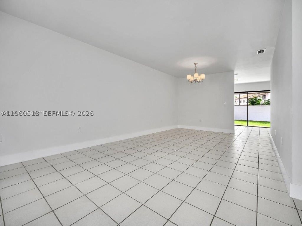 Real estate property located at 6417 135th Ave, Miami-dade, Arborgate Kendall Lk E Co, Miami, FL