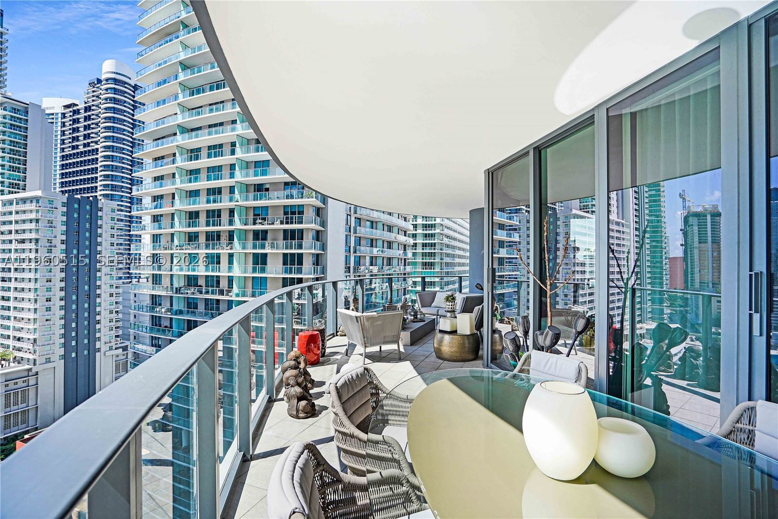 Real estate property located at 1000 Brickell Plz #1902, Miami-dade, Brickell Flatiron Condo, Miami, FL