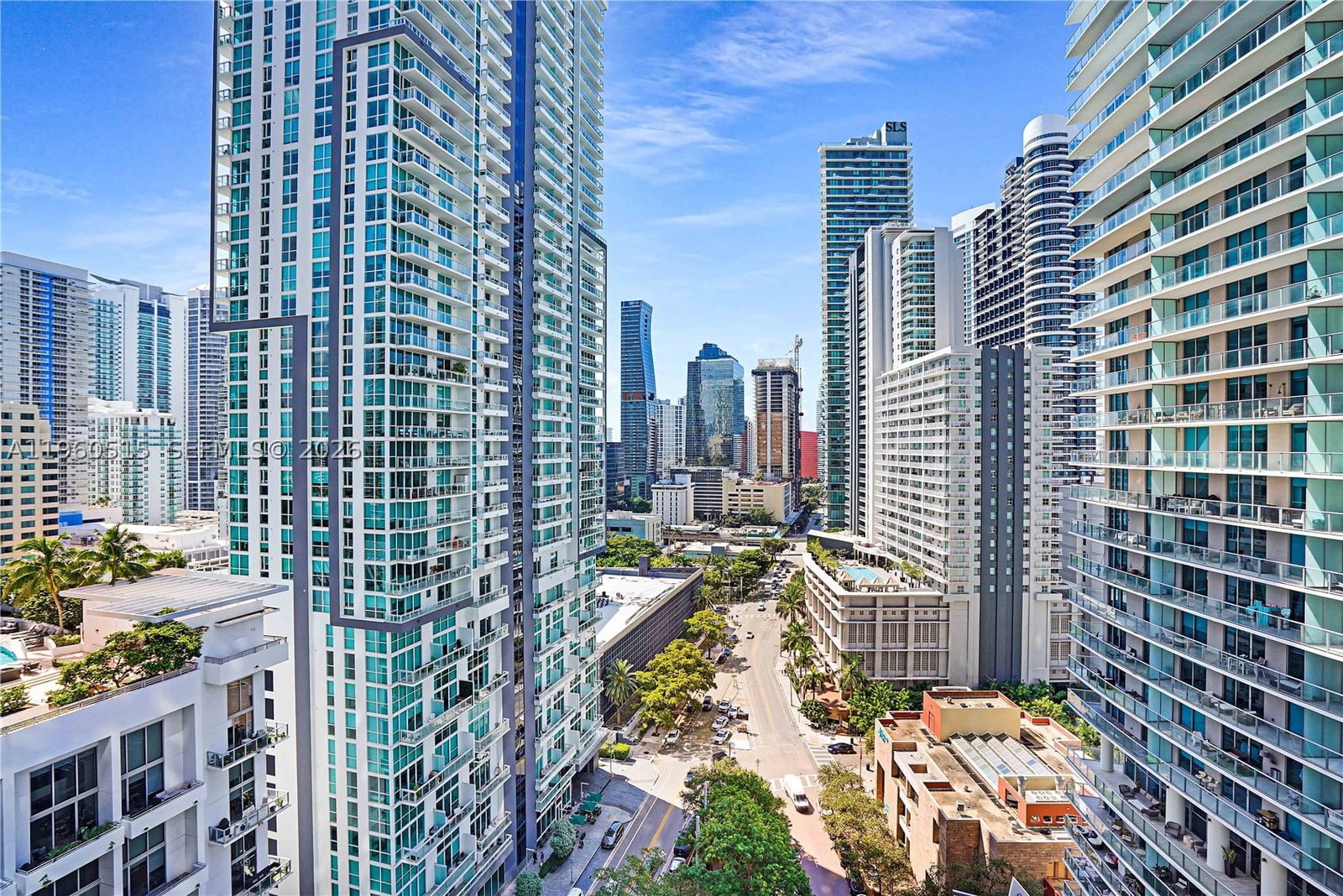 Real estate property located at 1000 Brickell Plz #1902, Miami-dade, Brickell Flatiron Condo, Miami, FL
