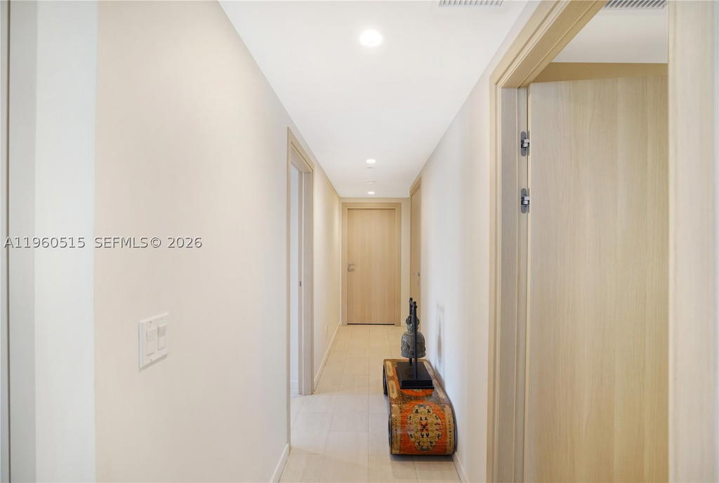 Real estate property located at 1000 Brickell Plz #1902, Miami-dade, Brickell Flatiron Condo, Miami, FL