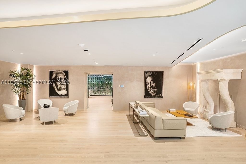Real estate property located at 1000 Brickell Plz #1902, Miami-dade, Brickell Flatiron Condo, Miami, FL
