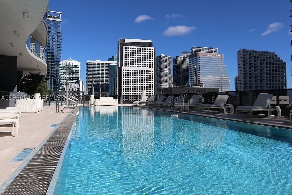 Real estate property located at 1000 Brickell Plz #1902, Miami-dade, Brickell Flatiron Condo, Miami, FL