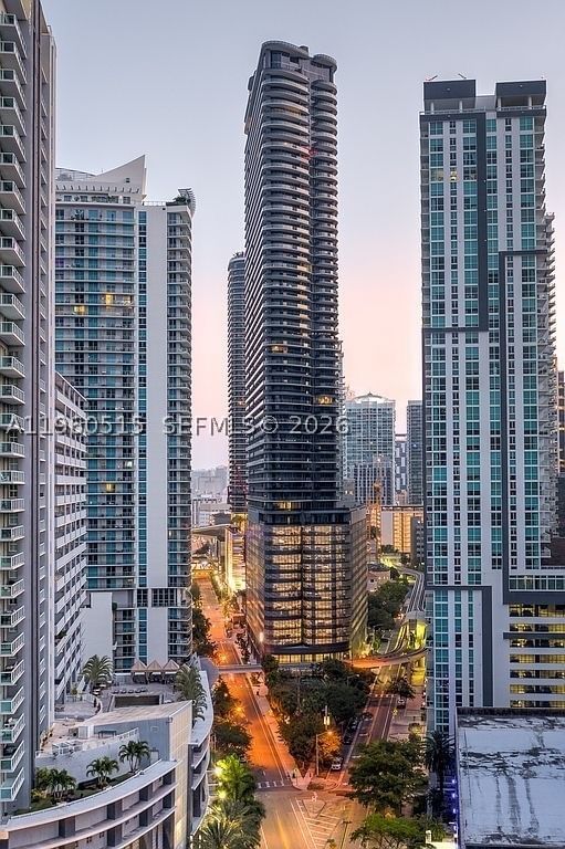 Real estate property located at 1000 Brickell Plz #1902, Miami-dade, Brickell Flatiron Condo, Miami, FL
