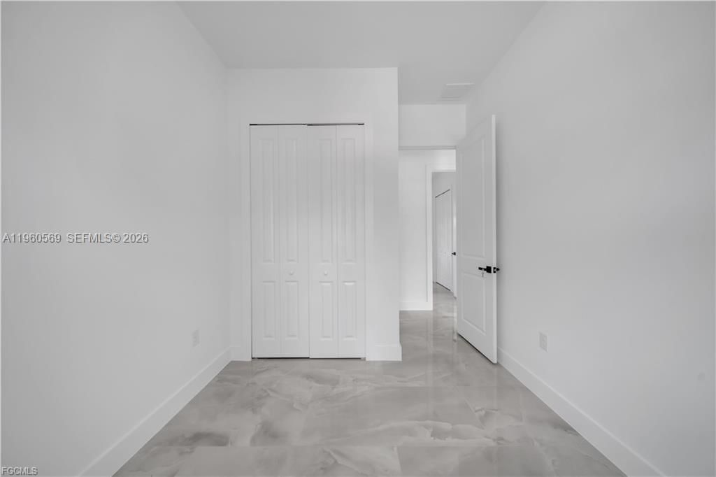Real estate property located at 713 Roma Ave, Lee, Lehigh Acres, Lehigh Acres, FL