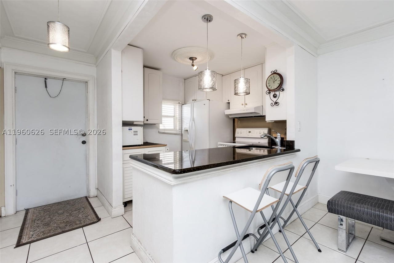 Real estate property located at 4341 16th St #101, Broward, Eton Hall Condo, Lauderhill, FL