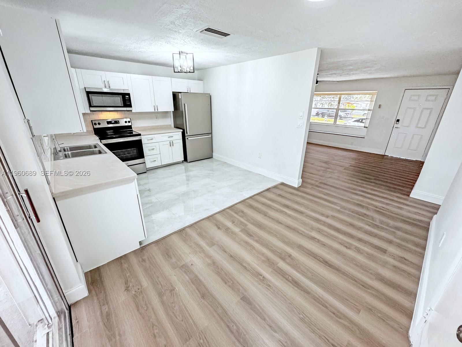 Real estate property located at 3041 74th Ave, Broward, Driftwood Estates No 2, Hollywood, FL