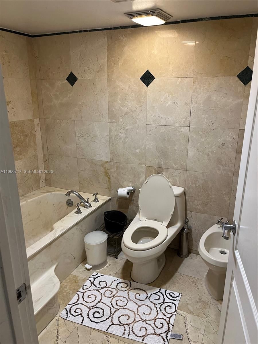 Real estate property located at 520 Brickell Key Dr A610, Miami-dade, Brickell Key One Condo, Miami, FL