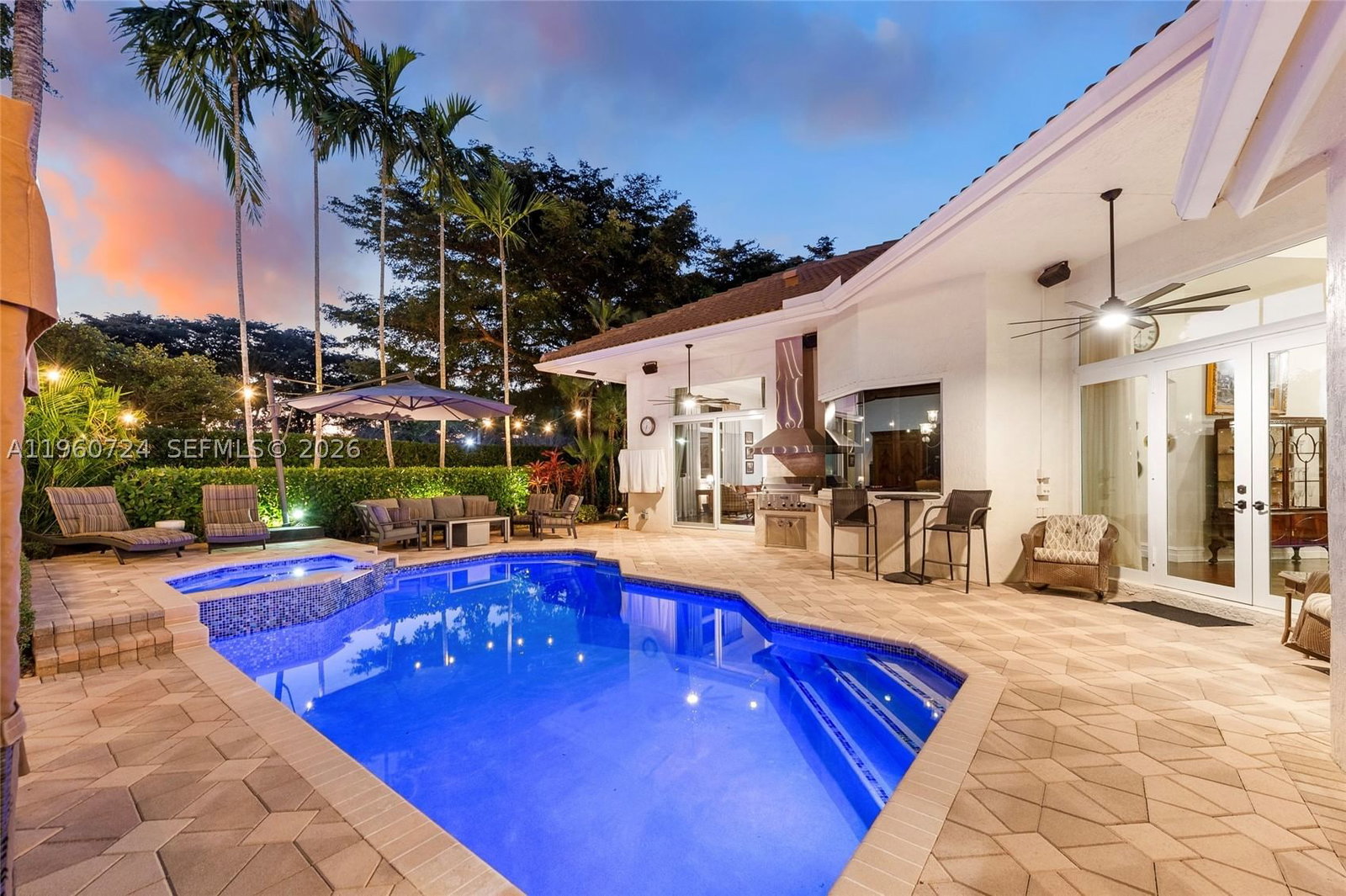 Real estate property located at 2567 Montclaire Cir, Broward, Montclaire, Weston, FL