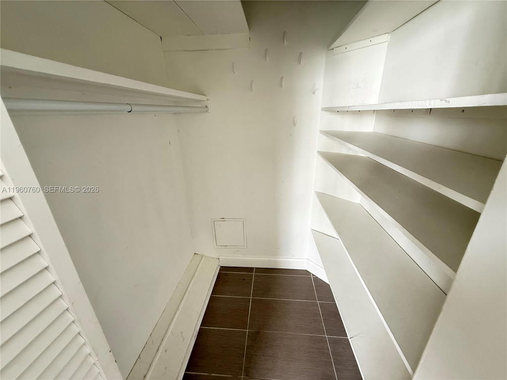 Real estate property located at 801 Brickell Bay Dr #761, Miami-dade, The Four Ambassadors Cond, Miami, FL