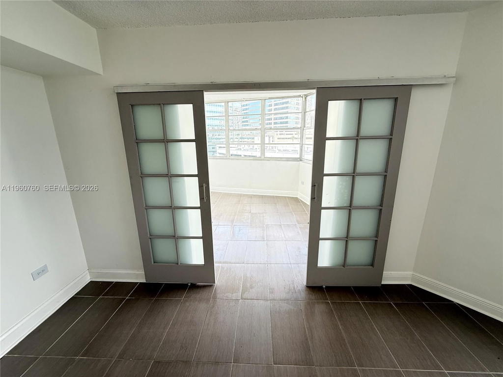 Real estate property located at 801 Brickell Bay Dr #761, Miami-dade, The Four Ambassadors Cond, Miami, FL