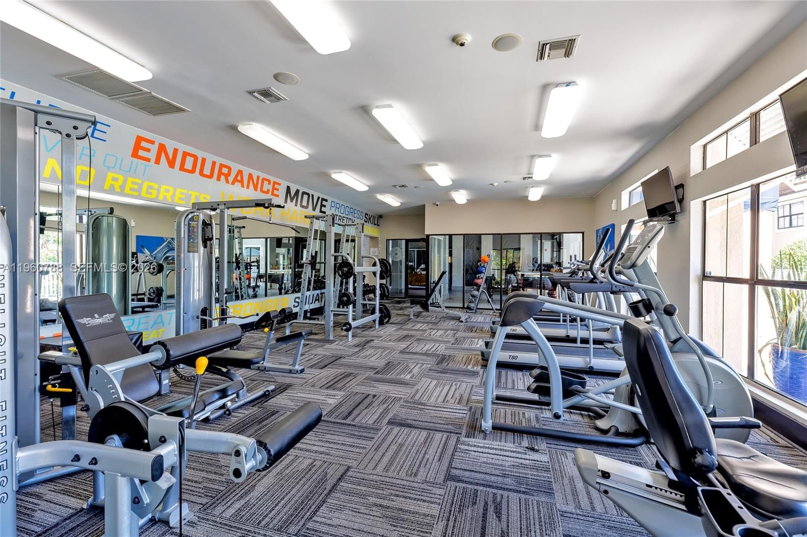 Real estate property located at 15680 106th Ln #815, Miami-dade, Vista Lago At The Hammock, Miami, FL