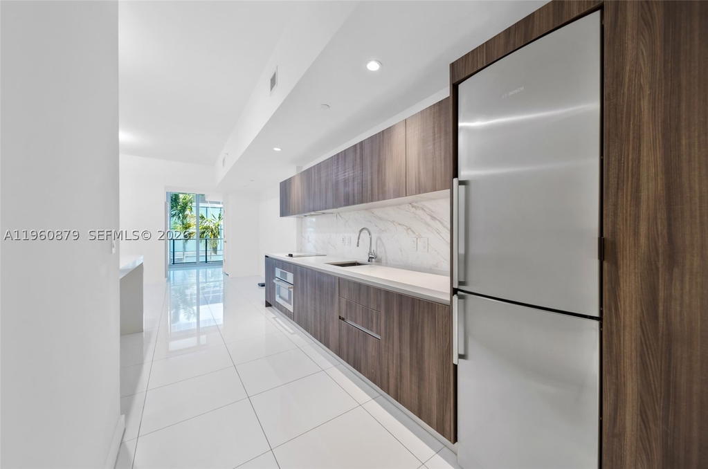 Real estate property located at 851 1st Ave #204, Miami-dade, Paramount Miami Worldcent, Miami, FL