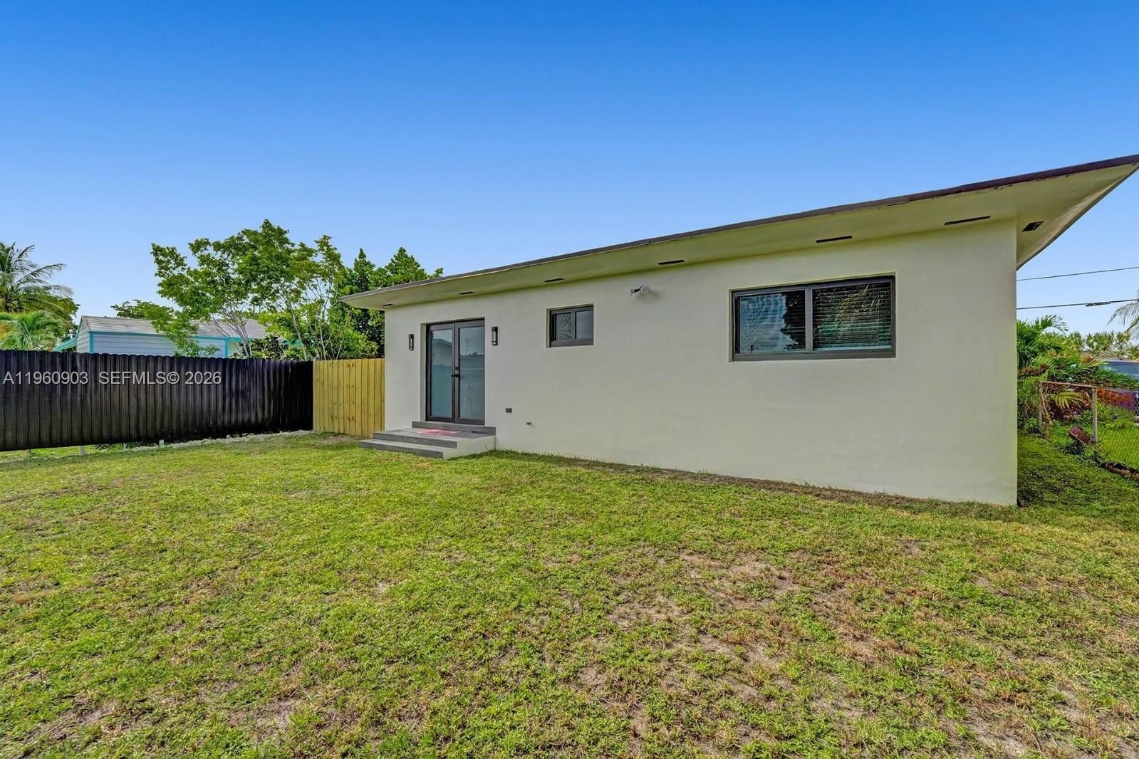 Real estate property located at 5636 19th St, Broward, West Carver Ranches Add N, West Park, FL