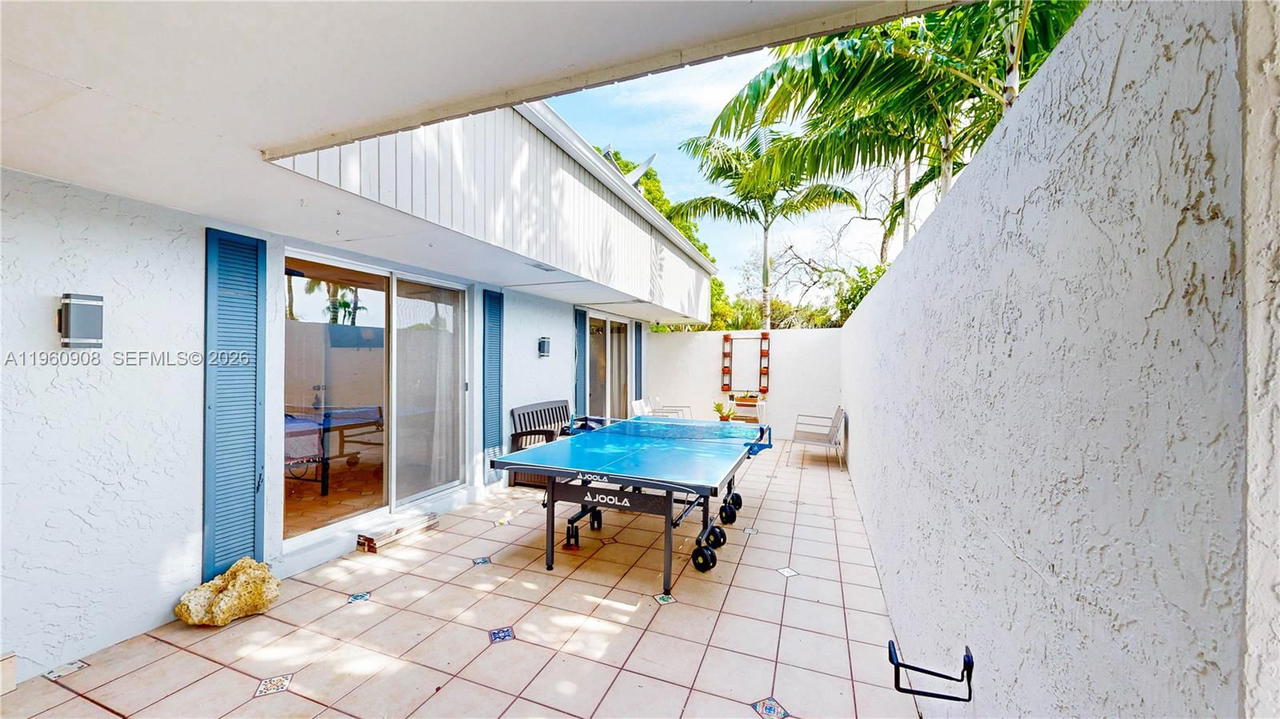 Real estate property located at 9614 134th Ct, Miami-dade, Calusa Club Estates 3rd A, Miami, FL
