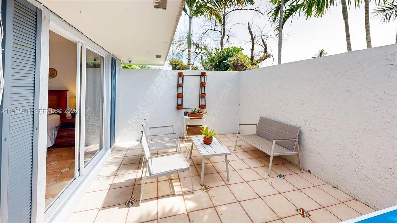 Real estate property located at 9614 134th Ct, Miami-dade, Calusa Club Estates 3rd A, Miami, FL