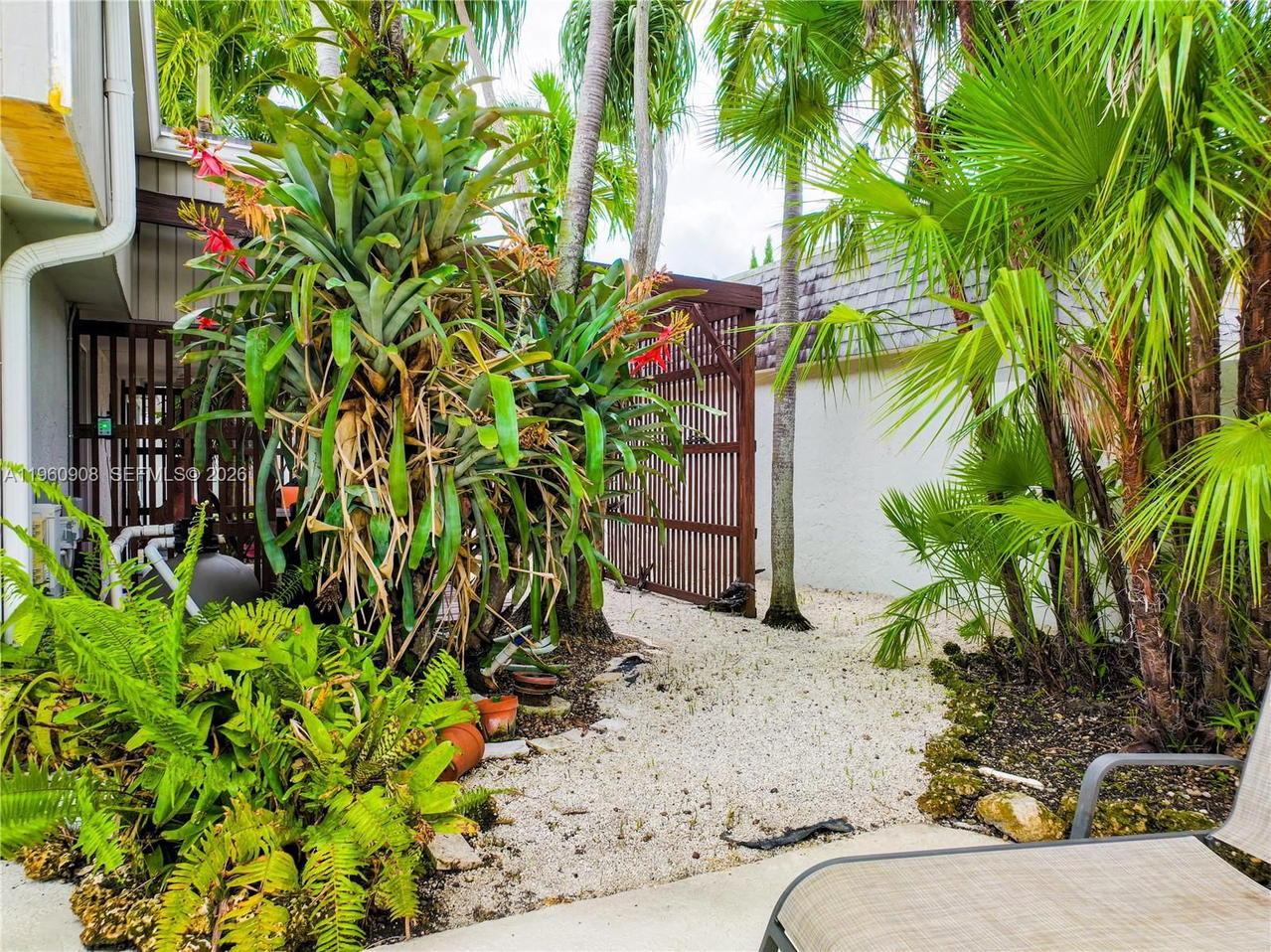 Real estate property located at 9614 134th Ct, Miami-dade, Calusa Club Estates 3rd A, Miami, FL