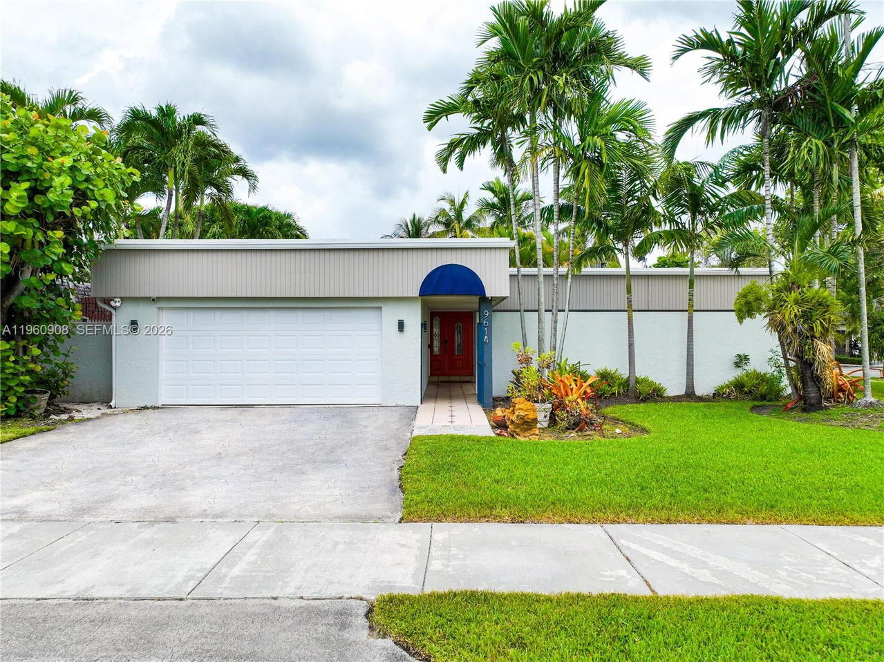 Real estate property located at 9614 134th Ct, Miami-dade, Calusa Club Estates 3rd A, Miami, FL