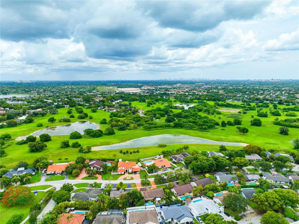 Real estate property located at 9614 134th Ct, Miami-dade, Calusa Club Estates 3rd A, Miami, FL