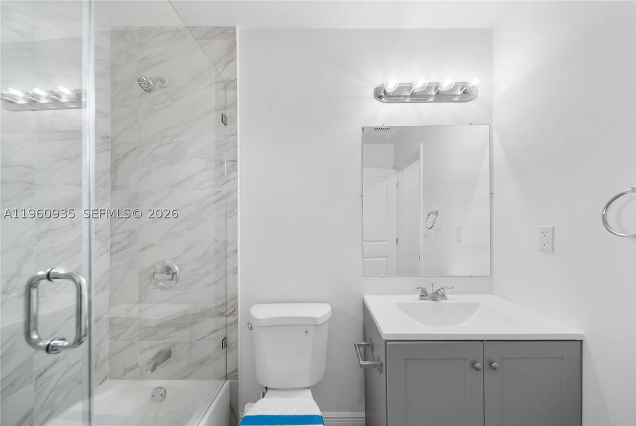 Real estate property located at 529 56th St, Miami-dade, Buena Vista Gardens, Miami, FL