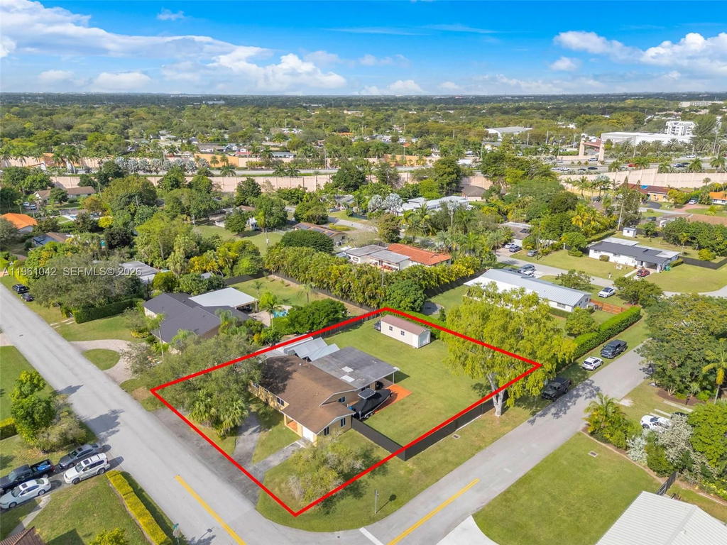 Real estate property located at 10901 116th St, Miami-dade, Kendall Estates, Miami, FL