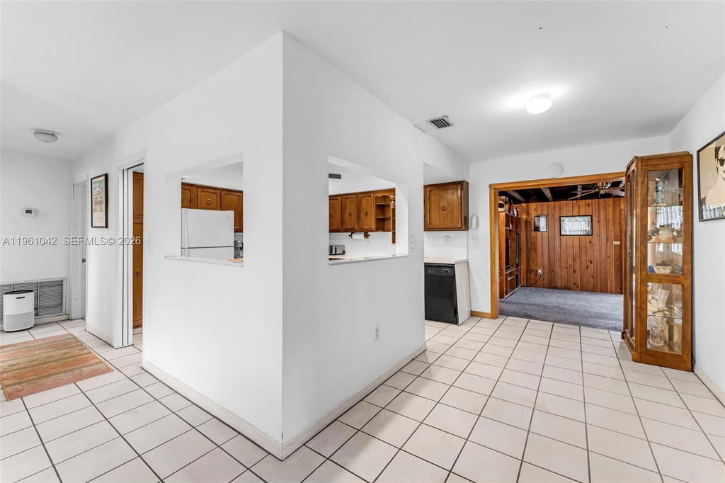 Real estate property located at 10901 116th St, Miami-dade, Kendall Estates, Miami, FL