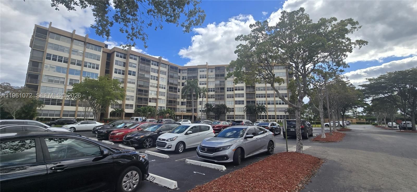 Real estate property located at 1200 Saint Charles Pl #207, Broward, Park Place Condominium No, Pembroke Pines, FL