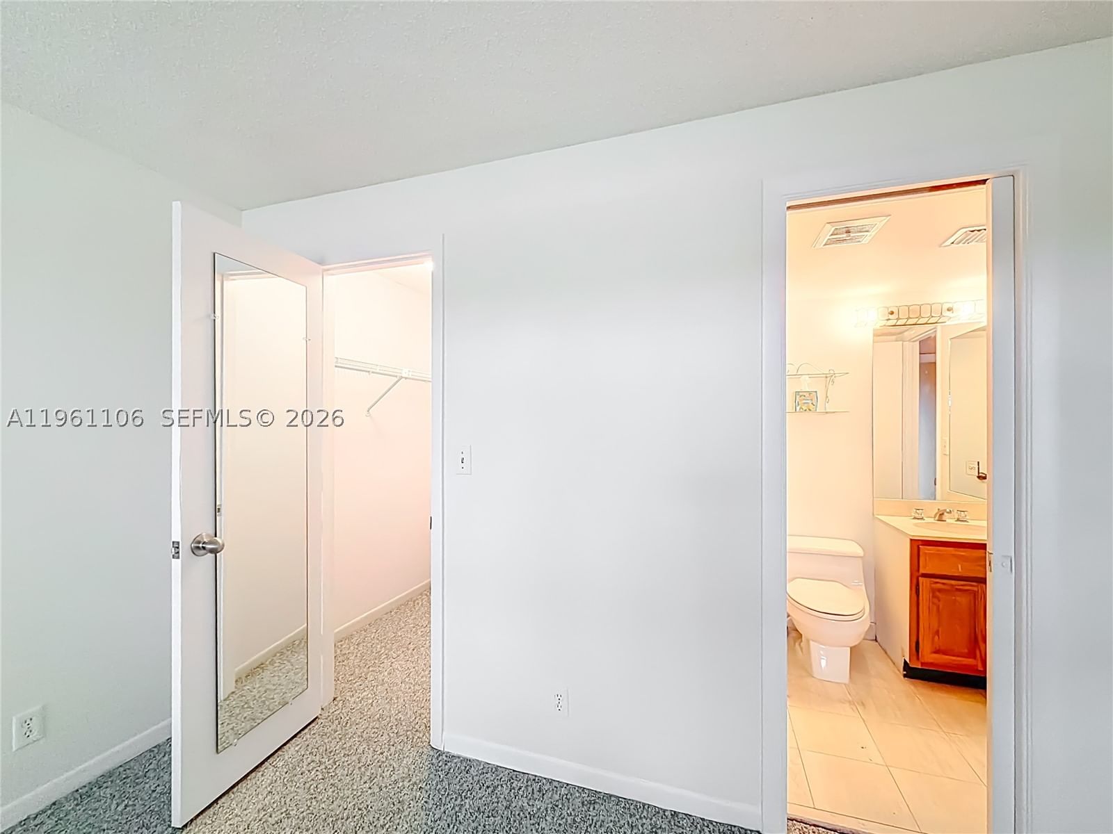 Real estate property located at 1710 Ocean Ln #404, Broward, Lago Mar North Lodge Cond, Fort Lauderdale, FL