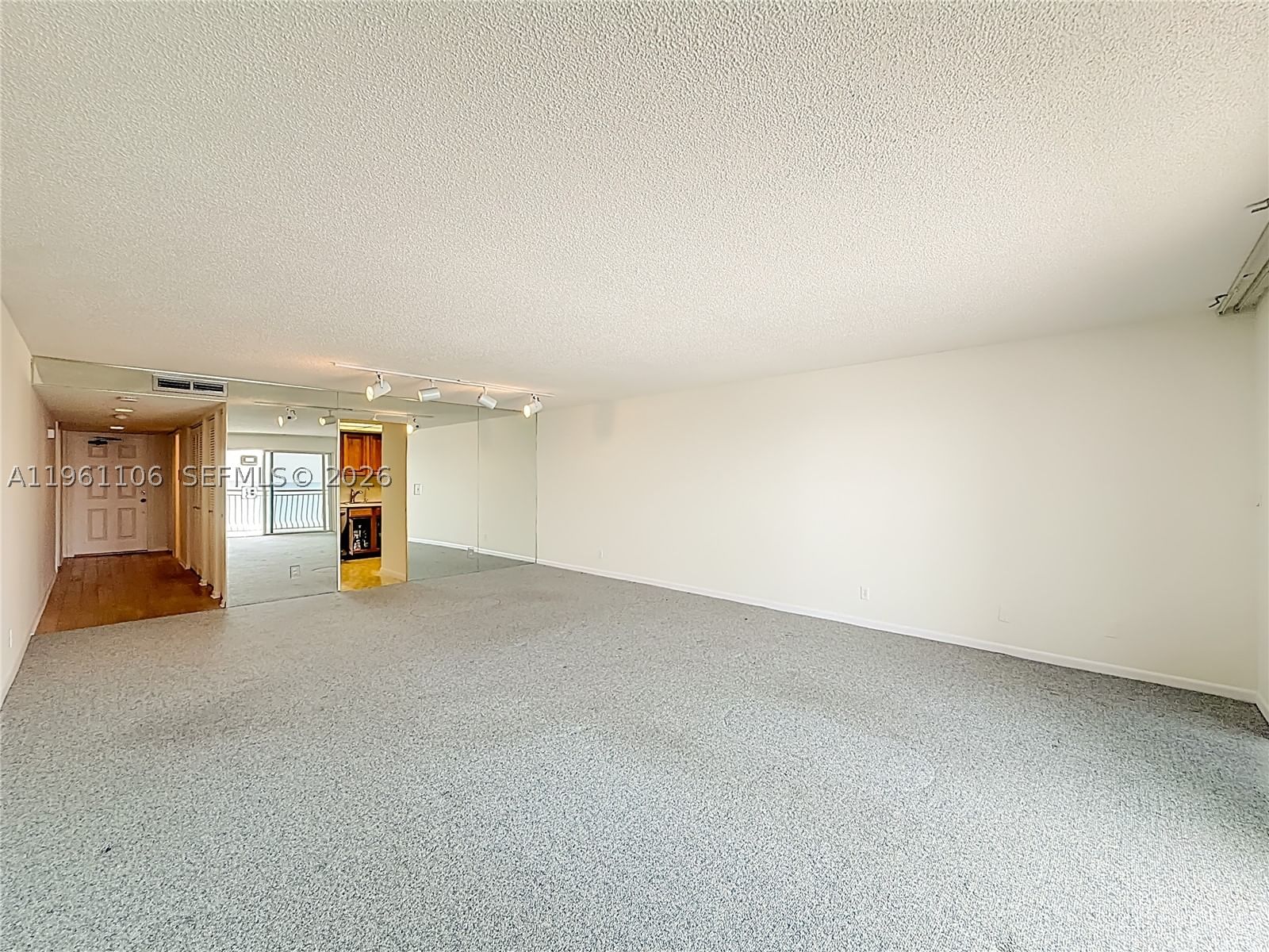 Real estate property located at 1710 Ocean Ln #404, Broward, Lago Mar North Lodge Cond, Fort Lauderdale, FL