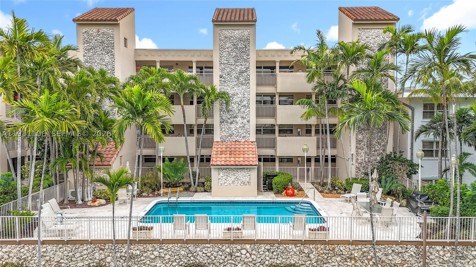 Real estate property located at 1710 Ocean Ln #404, Broward, Lago Mar North Lodge Cond, Fort Lauderdale, FL