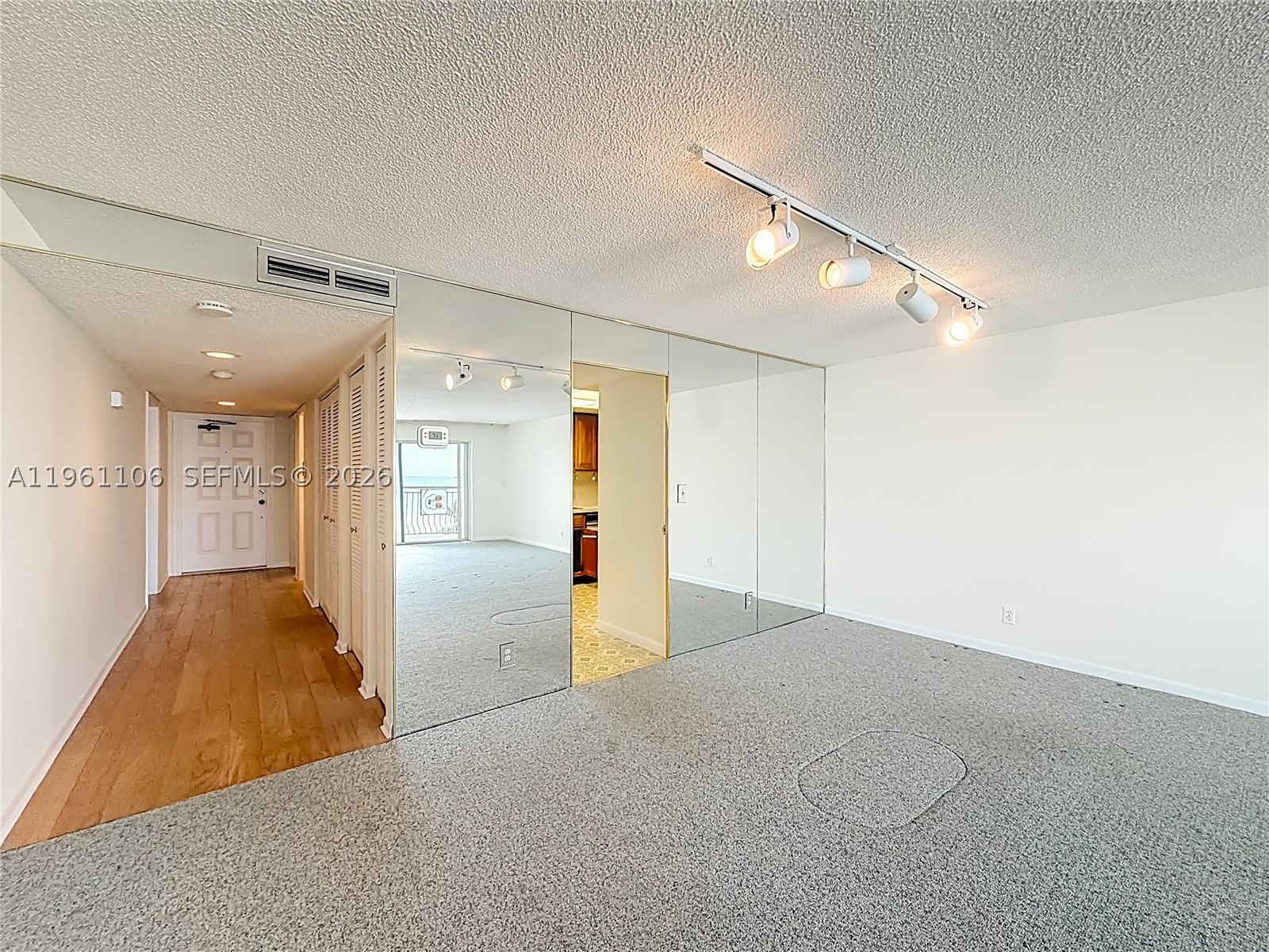 Real estate property located at 1710 Ocean Ln #404, Broward, Lago Mar North Lodge Cond, Fort Lauderdale, FL