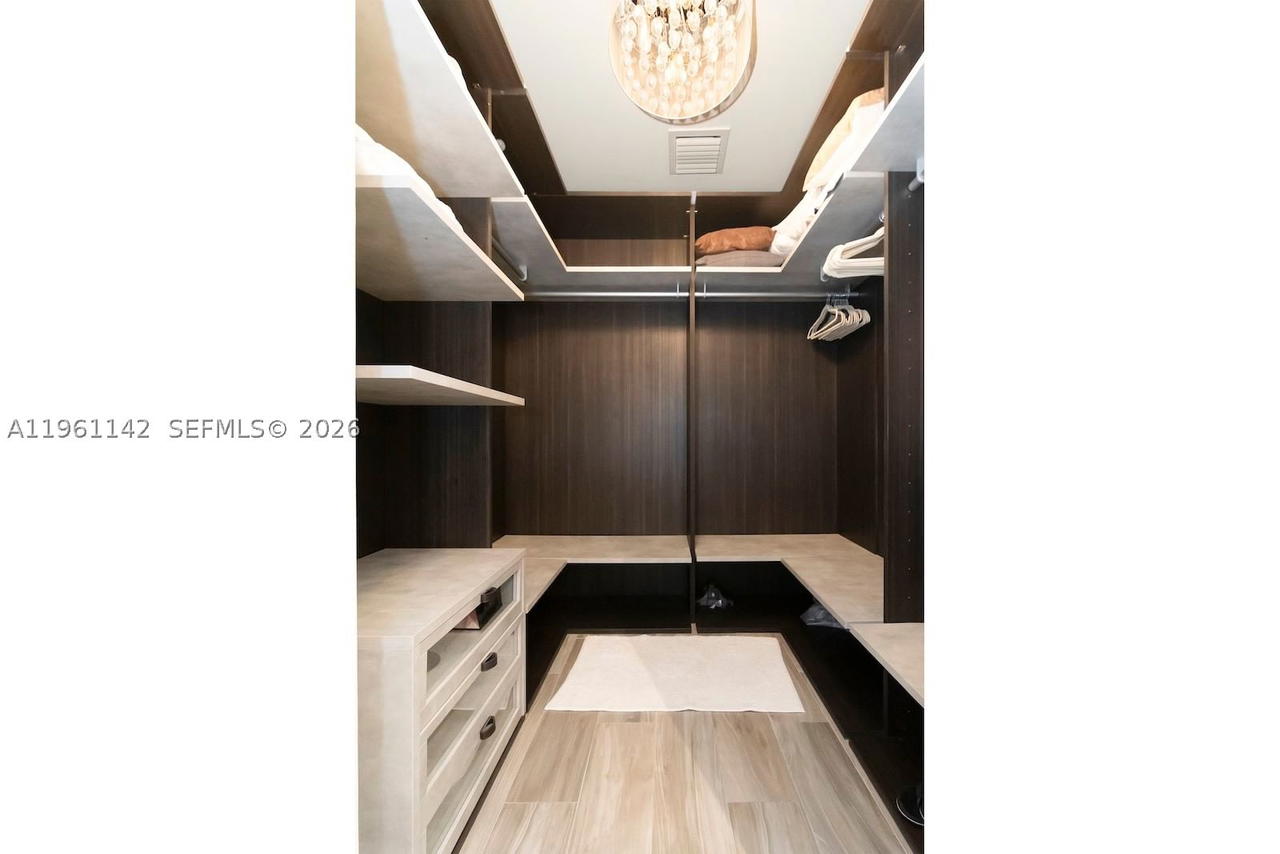 Real estate property located at 801 Miami Ave #3803, Miami-dade, Sls Lux Brickell, Miami, FL