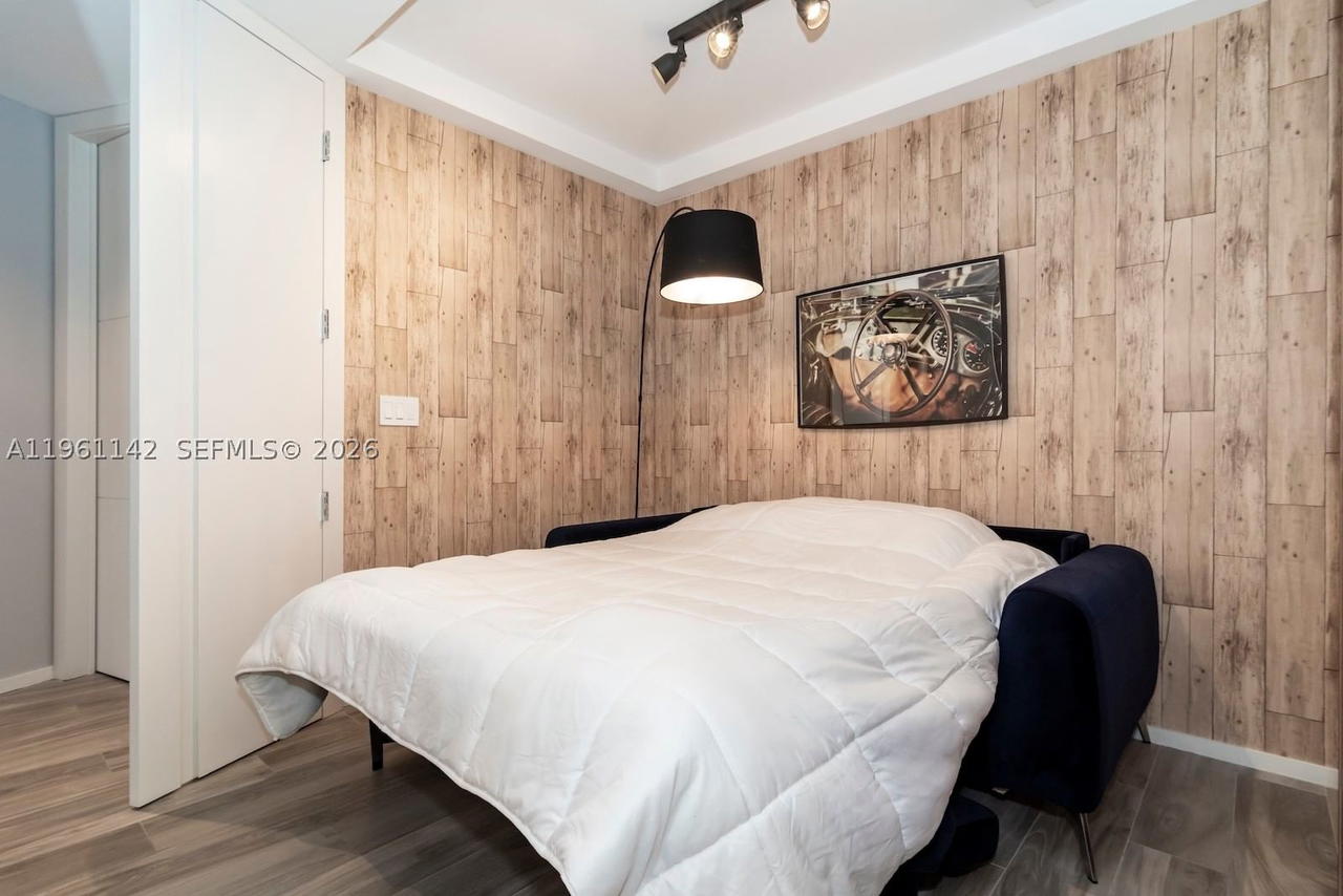 Real estate property located at 801 Miami Ave #3803, Miami-dade, Sls Lux Brickell, Miami, FL