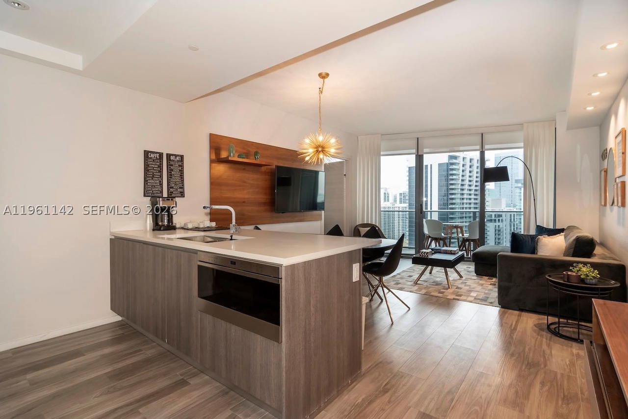 Real estate property located at 801 Miami Ave #3803, Miami-dade, Sls Lux Brickell, Miami, FL