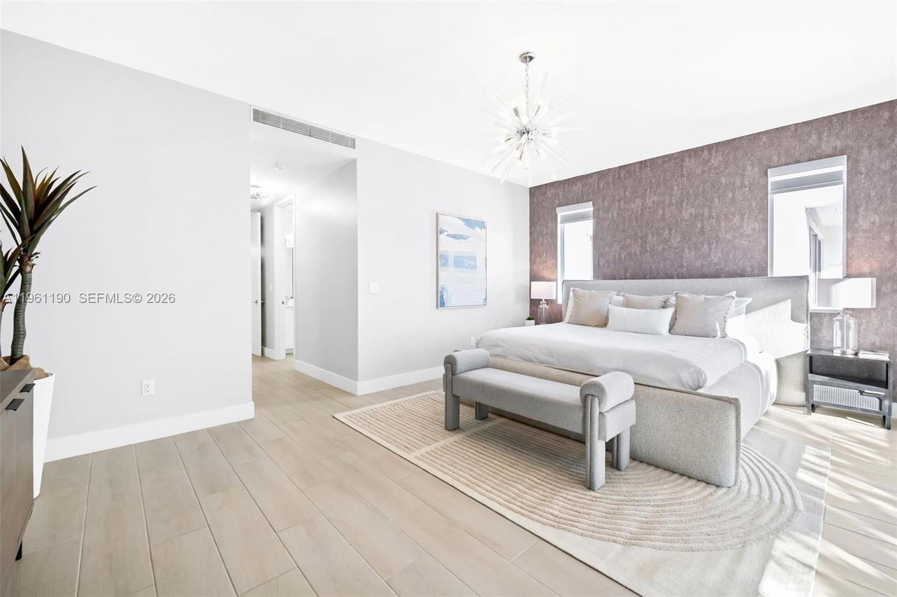 Real estate property located at 811 17th Way, Broward, Victoria Park, Fort Lauderdale, FL