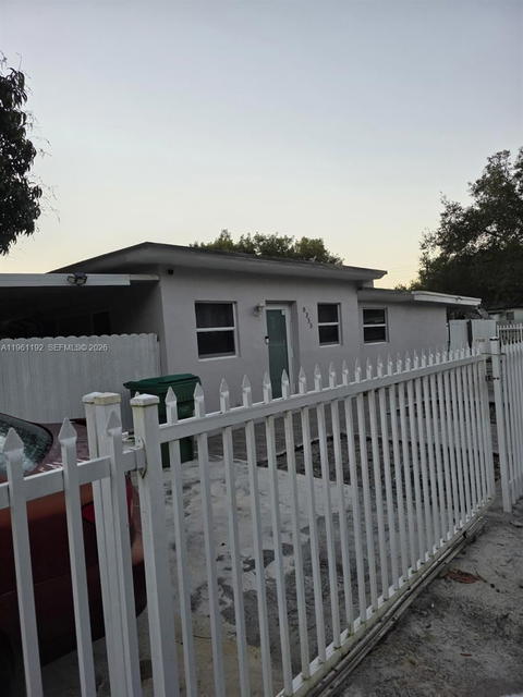 Real estate property located at 8355 21st Ave, Miami-dade, Pl Of North Haven, Miami, FL