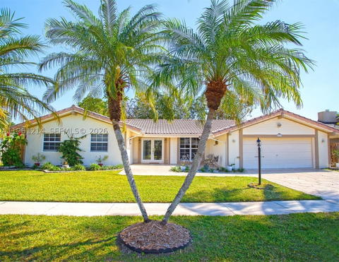 Real estate property located at 570 Royal Poinciana Ct, Broward, Bonaventure Lakes, Weston, FL