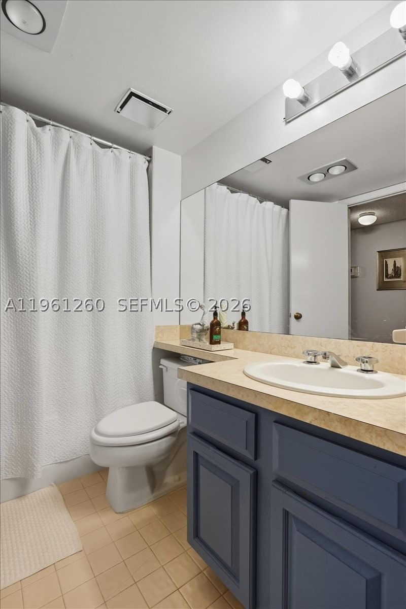 Real estate property located at 400 127th Ave #13, Broward, Lago Mar East Lodge Condo, Plantation, FL