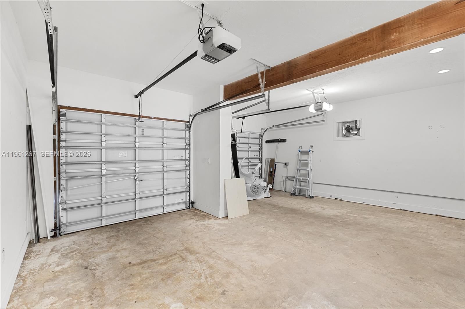 Real estate property located at 20205 Oak Haven Cir, Miami-dade, Oak Haven Sub Sec 3, Miami, FL