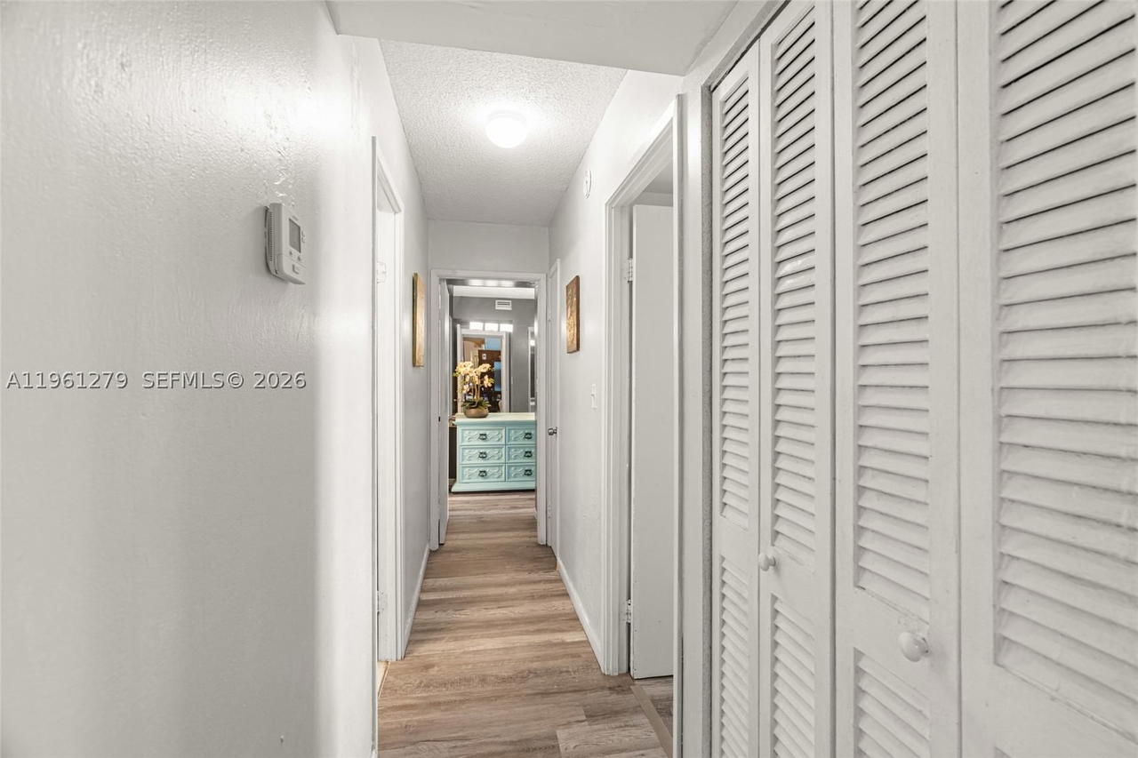 Real estate property located at 1690 191st St #314-1, Miami-dade, Jade Winds Group Bamboo G, Miami, FL
