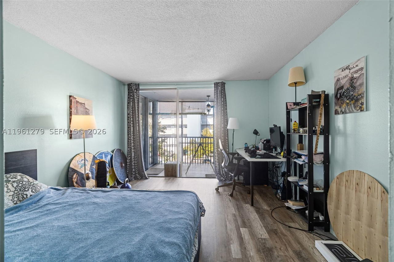 Real estate property located at 1690 191st St #314-1, Miami-dade, Jade Winds Group Bamboo G, Miami, FL